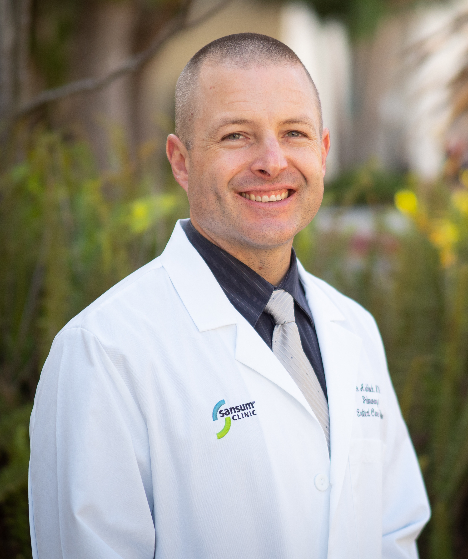 Photo of Benton Ashlock, MS, MD, FCCP