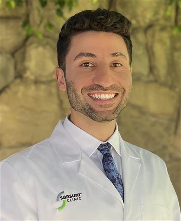 Dr. Zaanona