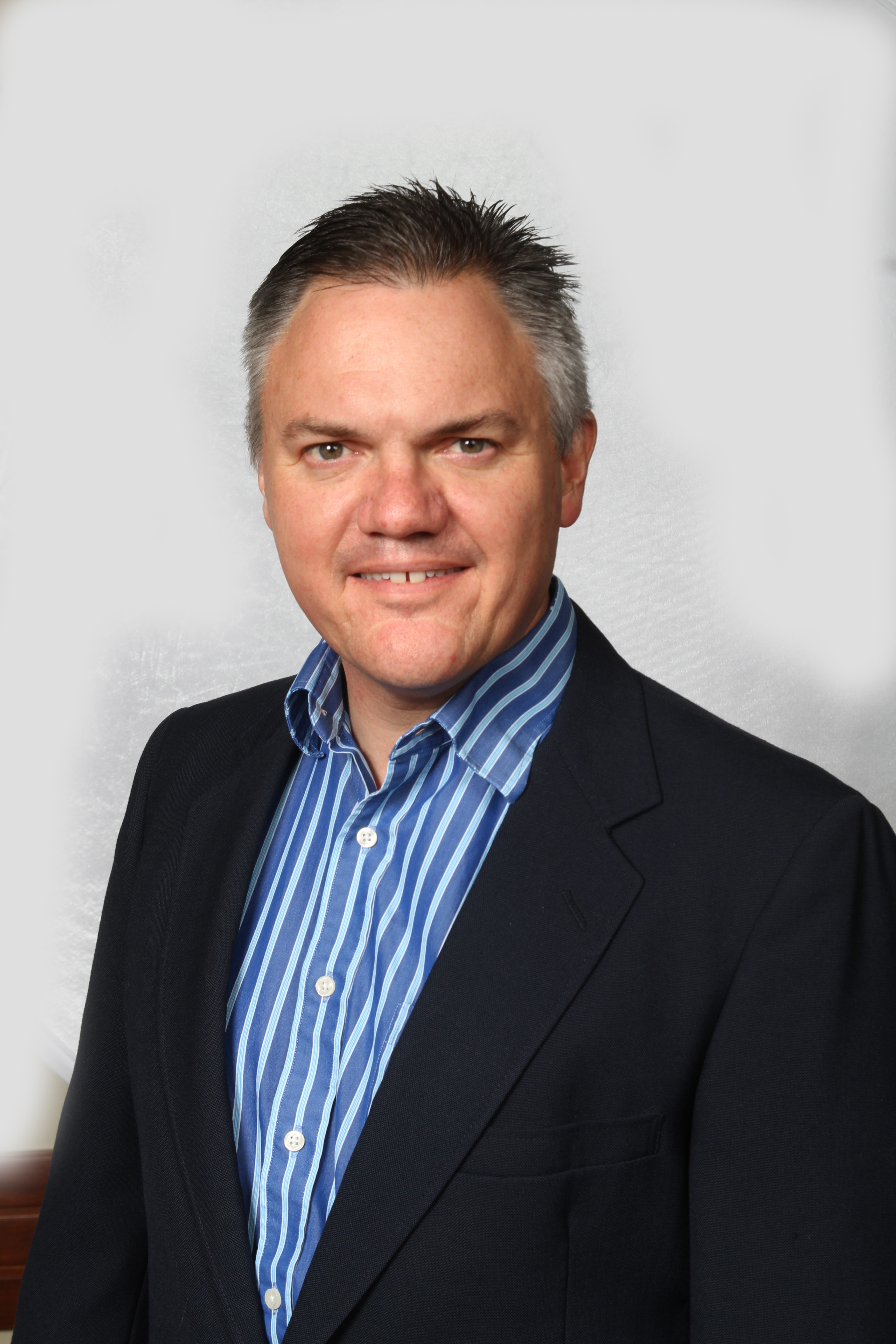 Photo of Kyle Lemon, MD