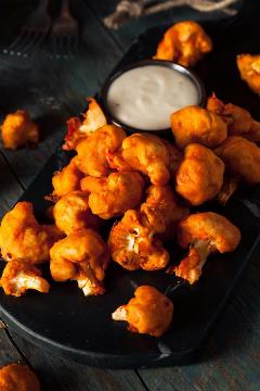 breaded buffalo cauliflower