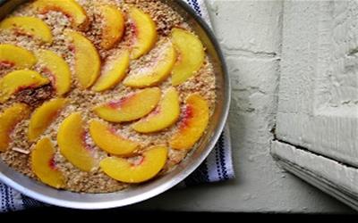 Baked Peaches and Almond Oatmeal