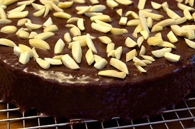 Chocolate Cake With Almonds